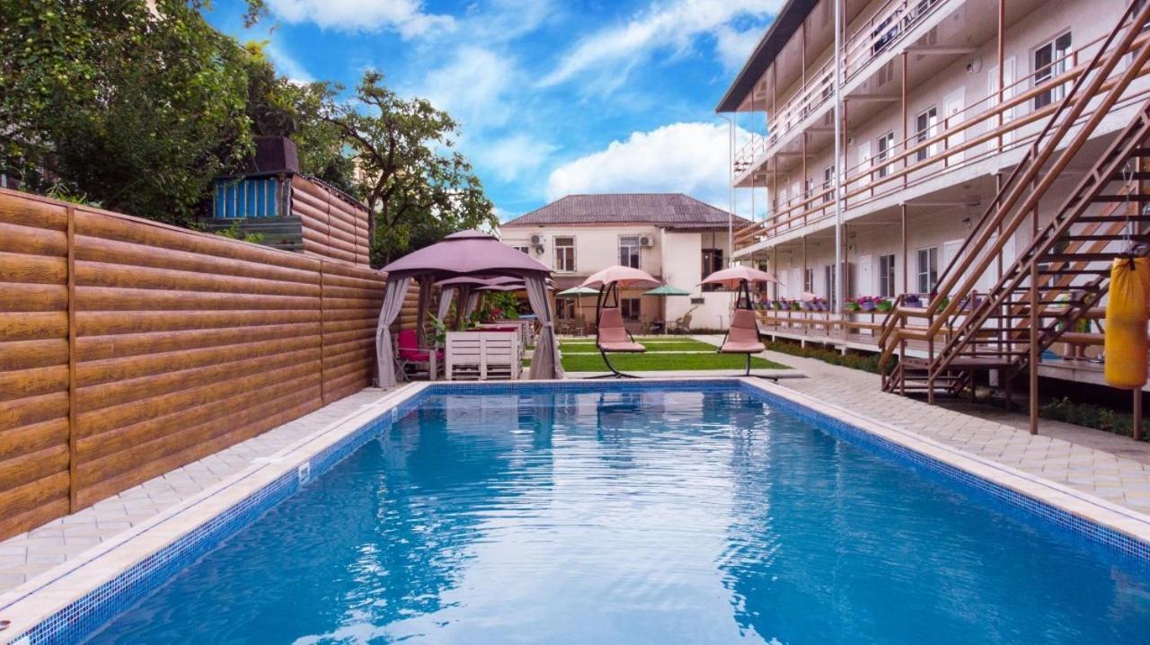 Abkhazia Tali Hotel Сухуми Екстериор снимка